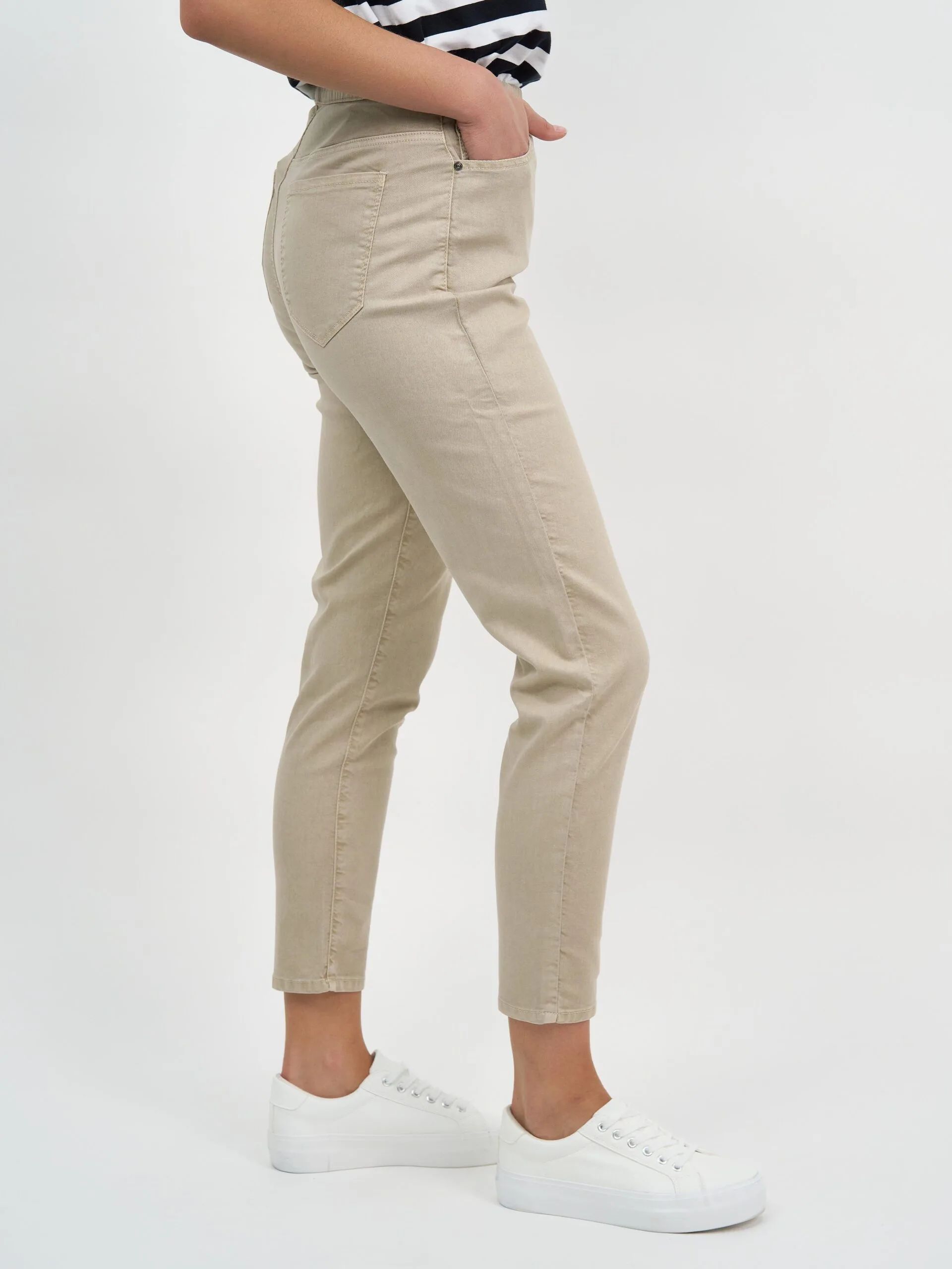 Chicago Stretch Pull On Jeans Natural Threadz