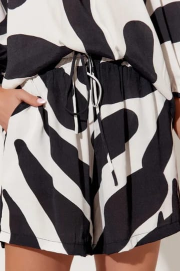 Drawstring Viscose Short Black adorne Drawstring Viscose Short Black adorne