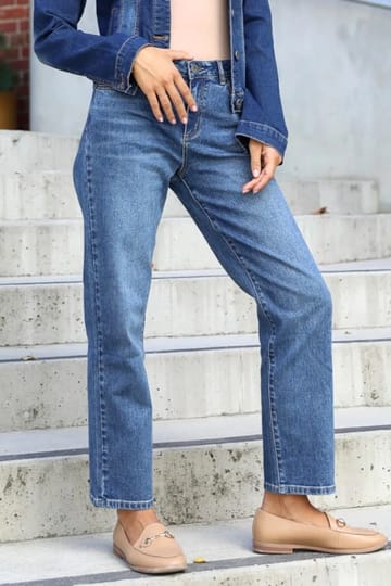 Mid Rise Cigarette Leg Jean Blue Leoni