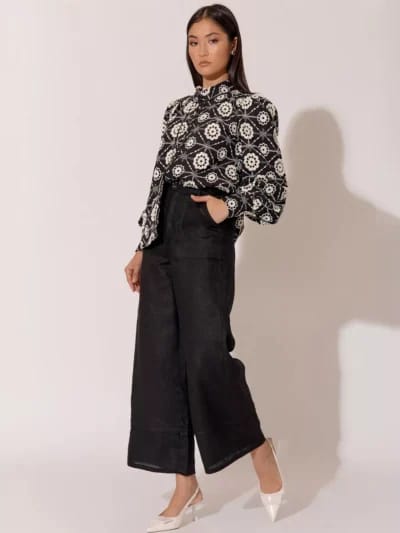 Pocket Front Linen Pant Black adorne