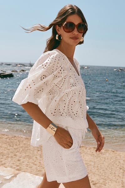 Relaxed Broderie Top White adorne