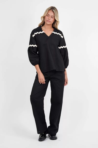 Collared Ric Rac Top Black Liberty Rose