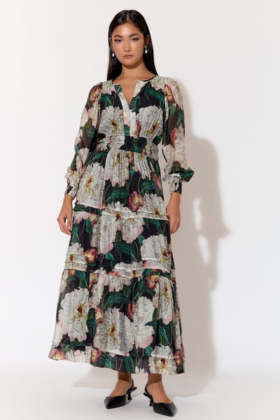 Vee Pleat Detail Dress Black adorne