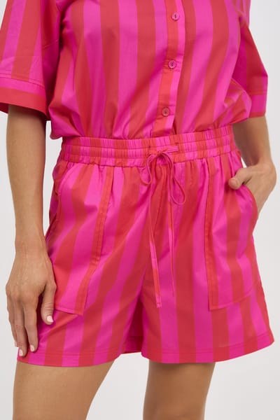 Pocket Front Detail Short Pink Liberty Rose