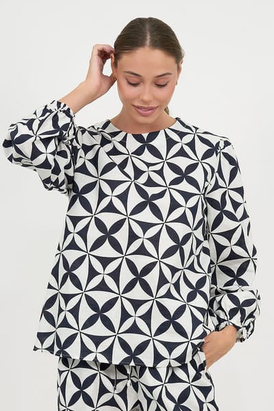 Linen Shell Top Black Liberty Rose