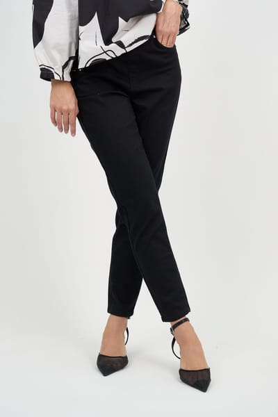 Chicago Stretch Pull On Jeans Black Threadz
