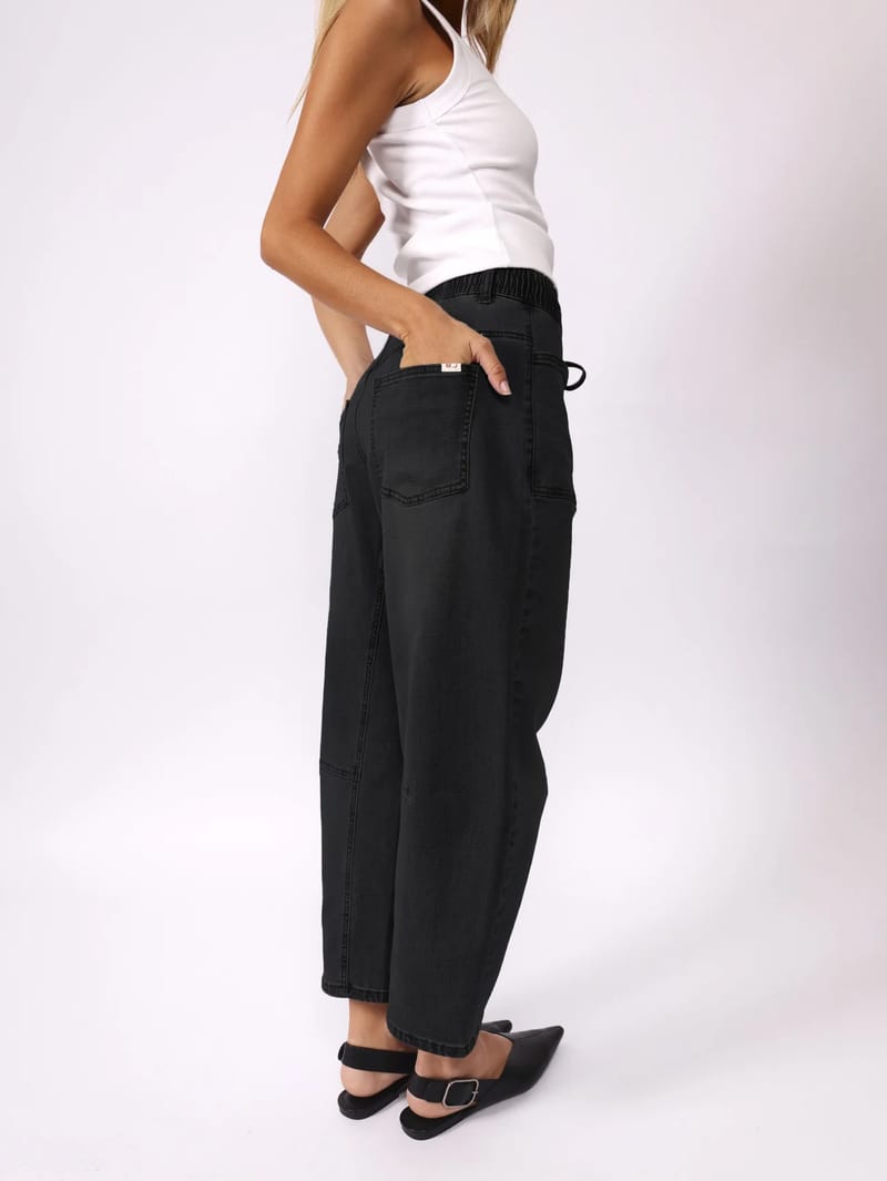 Leo Barrel Jean Black Leoni