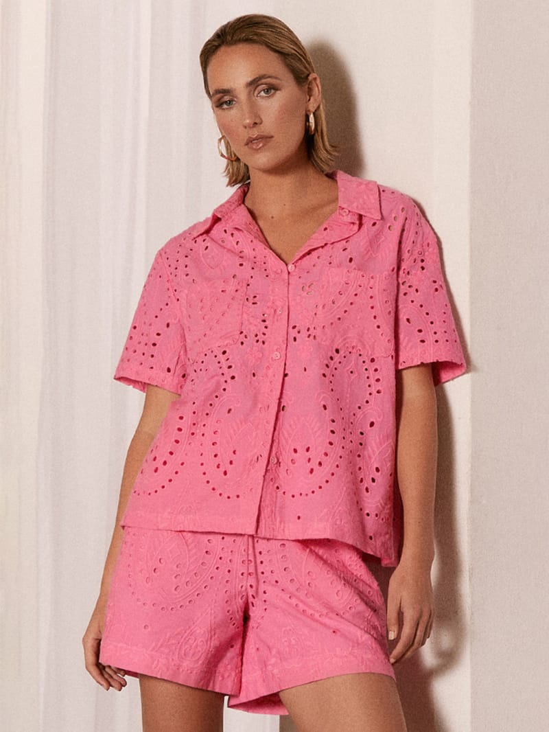 Relaxed Broderie Short Pink adorne