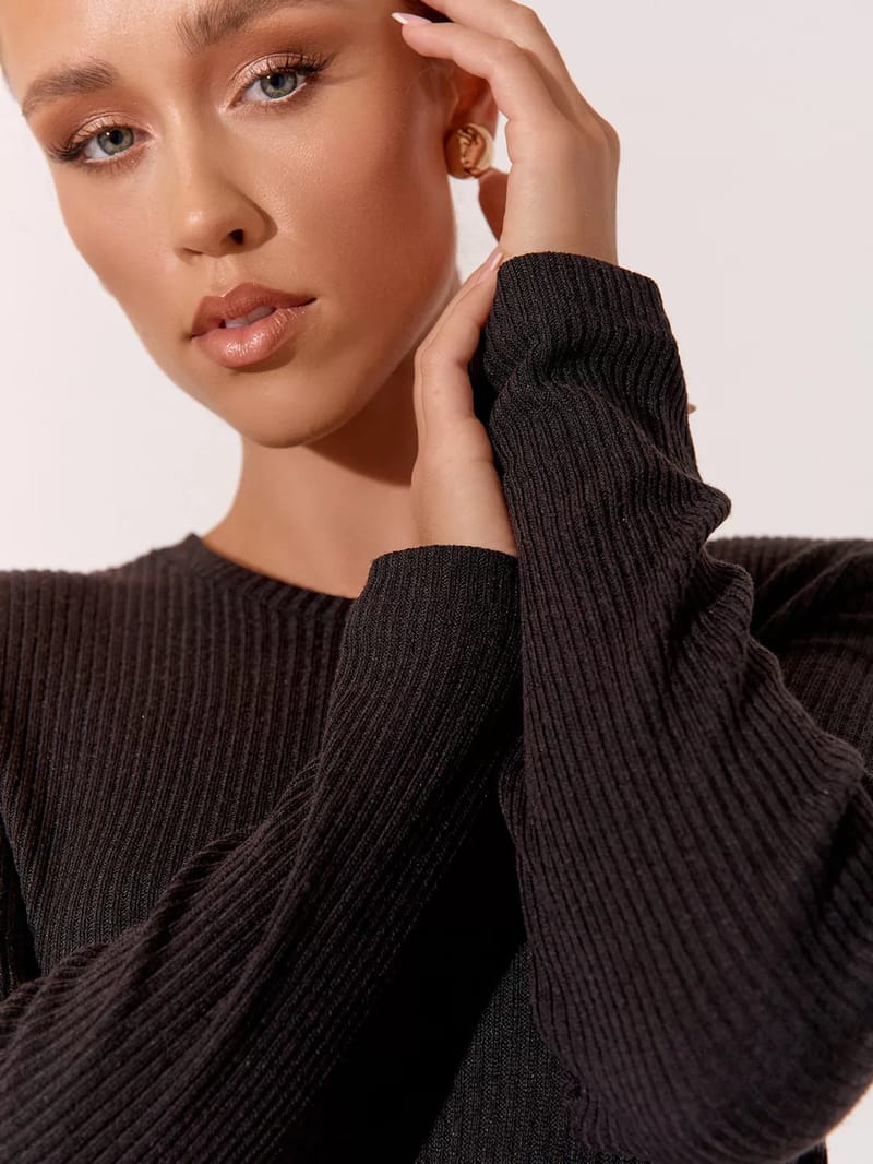 Ribbed Knit Dress Black adorne