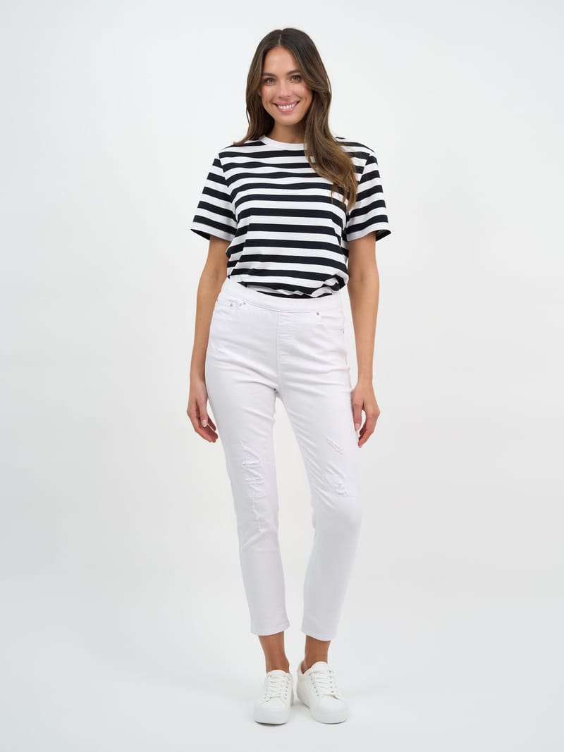 Distressed Pull On Jean White Threadz