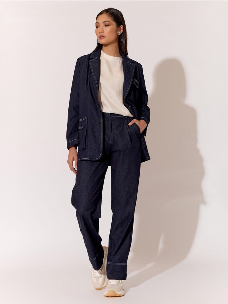 Pleat Detail Relaxed Jean Navy adorne