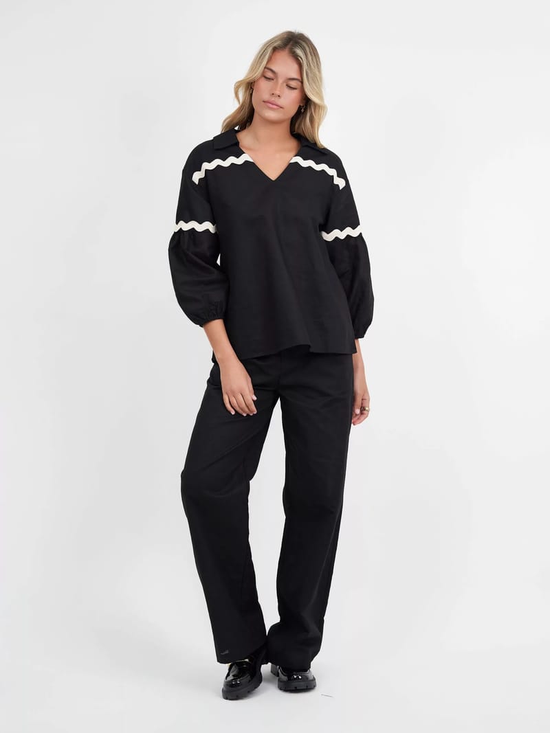 Collared Ric Rac Top Black Liberty Rose