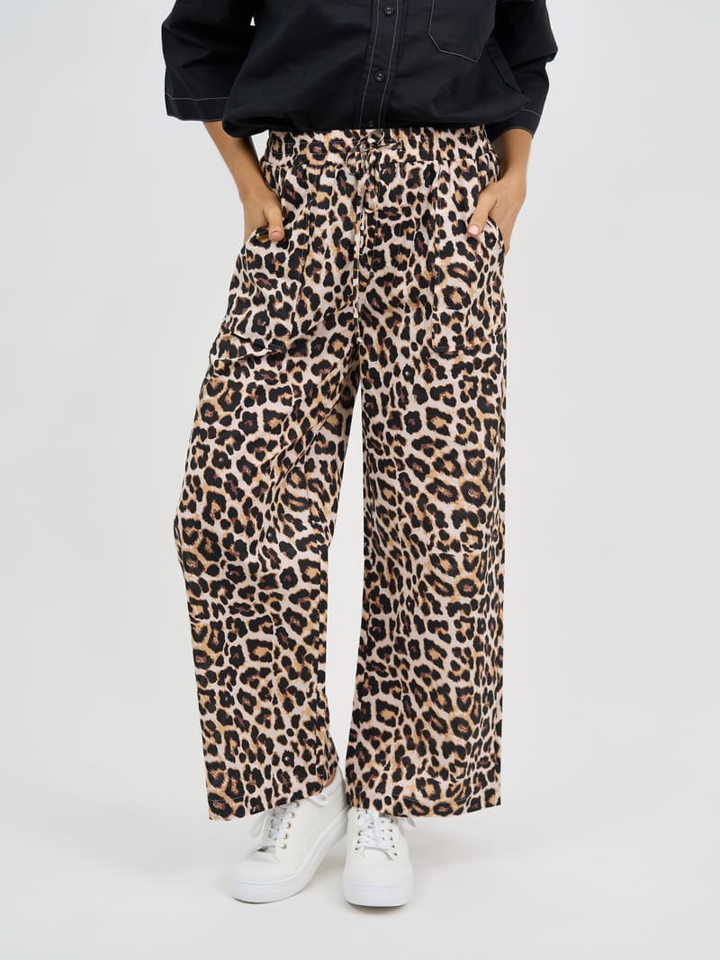 Pocket Detail Cotton Pant Natural Liberty Rose