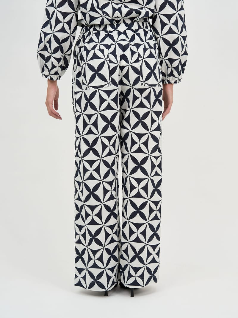 Relaxed Linen Pant Black Liberty Rose