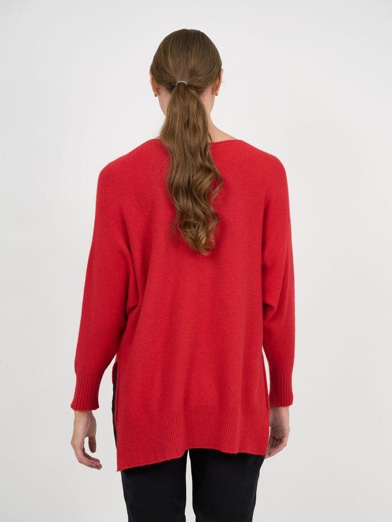 Curved Neck Ribbed Knit Red La Strada