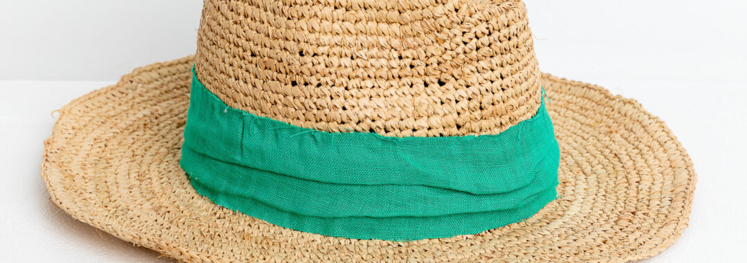 Wander Hat Green Holiday