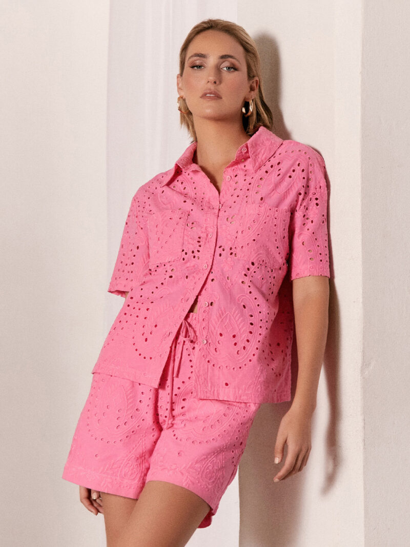 Relaxed Broderie Short Pink Adorne