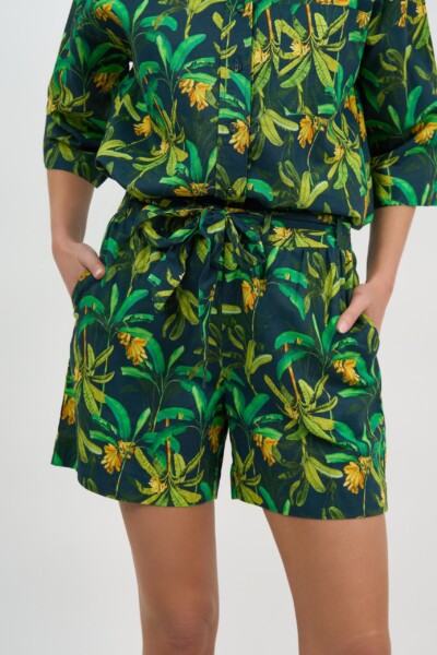 Linen Relaxed Short Green Liberty Rose