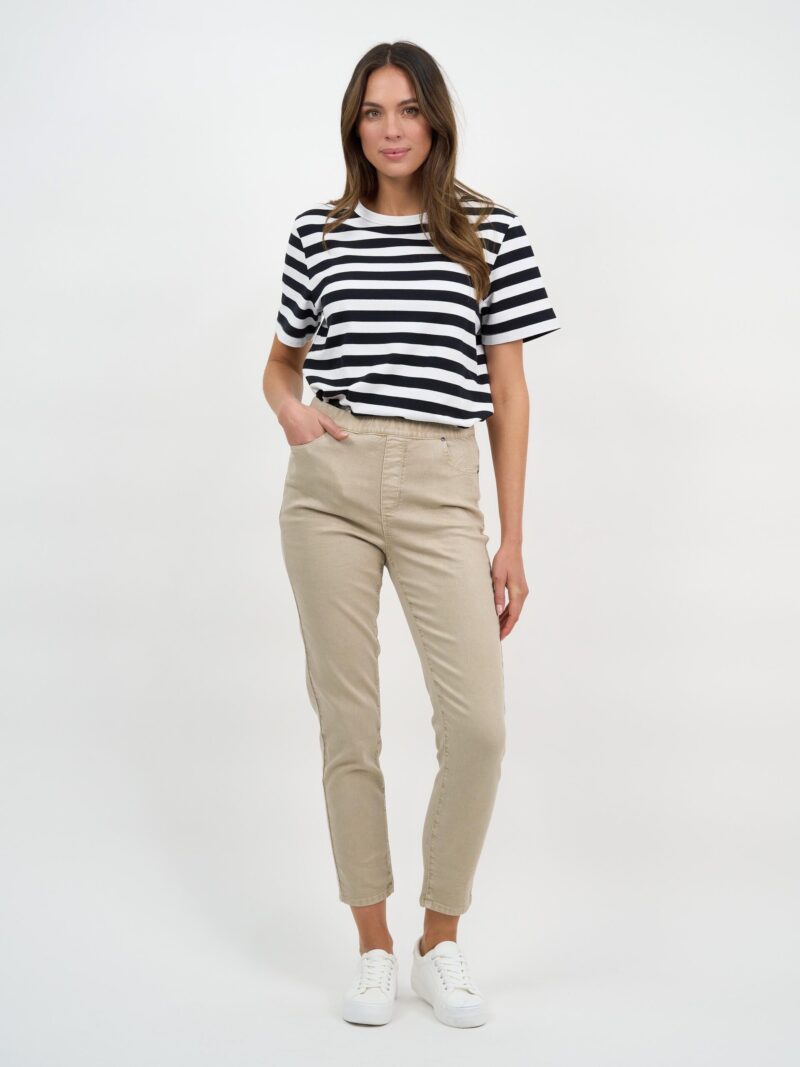 Chicago Stretch Pull On Jeans Natural Threadz