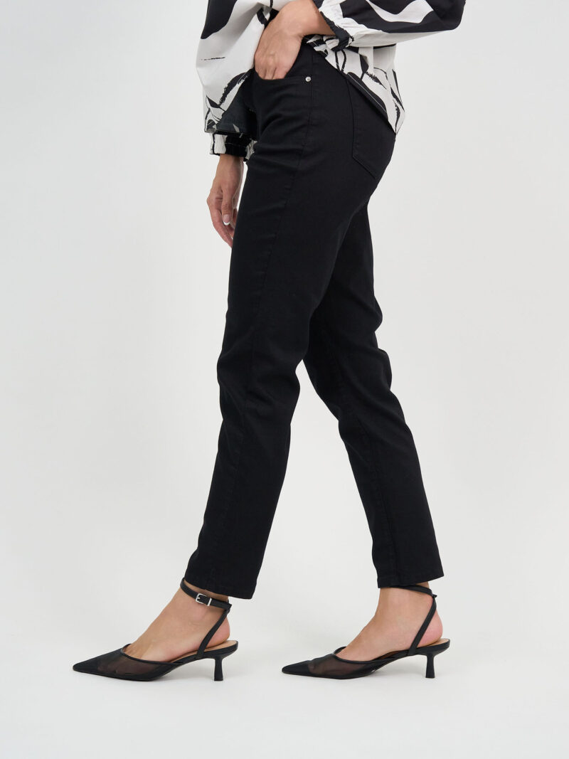Chicago Stretch Pull On Jeans Black Threadz