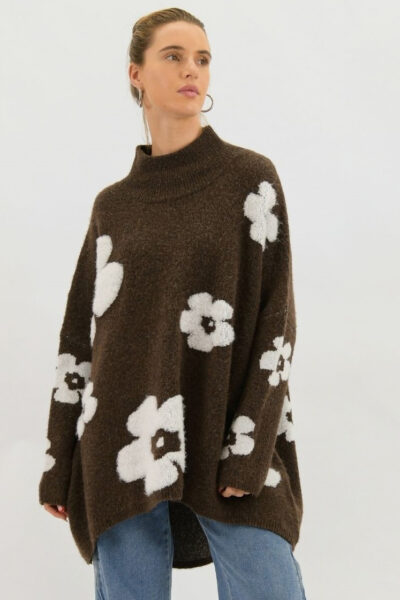 Ribbed Neck Relaxed Knit