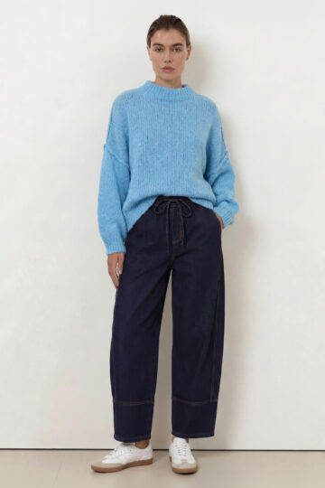 Relaxed Soft Knit Blue La Strada